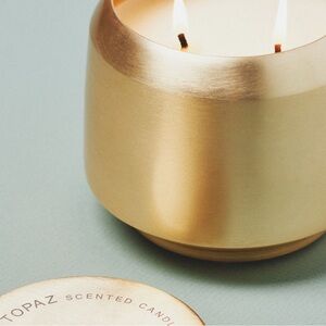 NWT The Gather Candle by Anthropologie: Ambered Topaz  (Lid slightly tarnished)